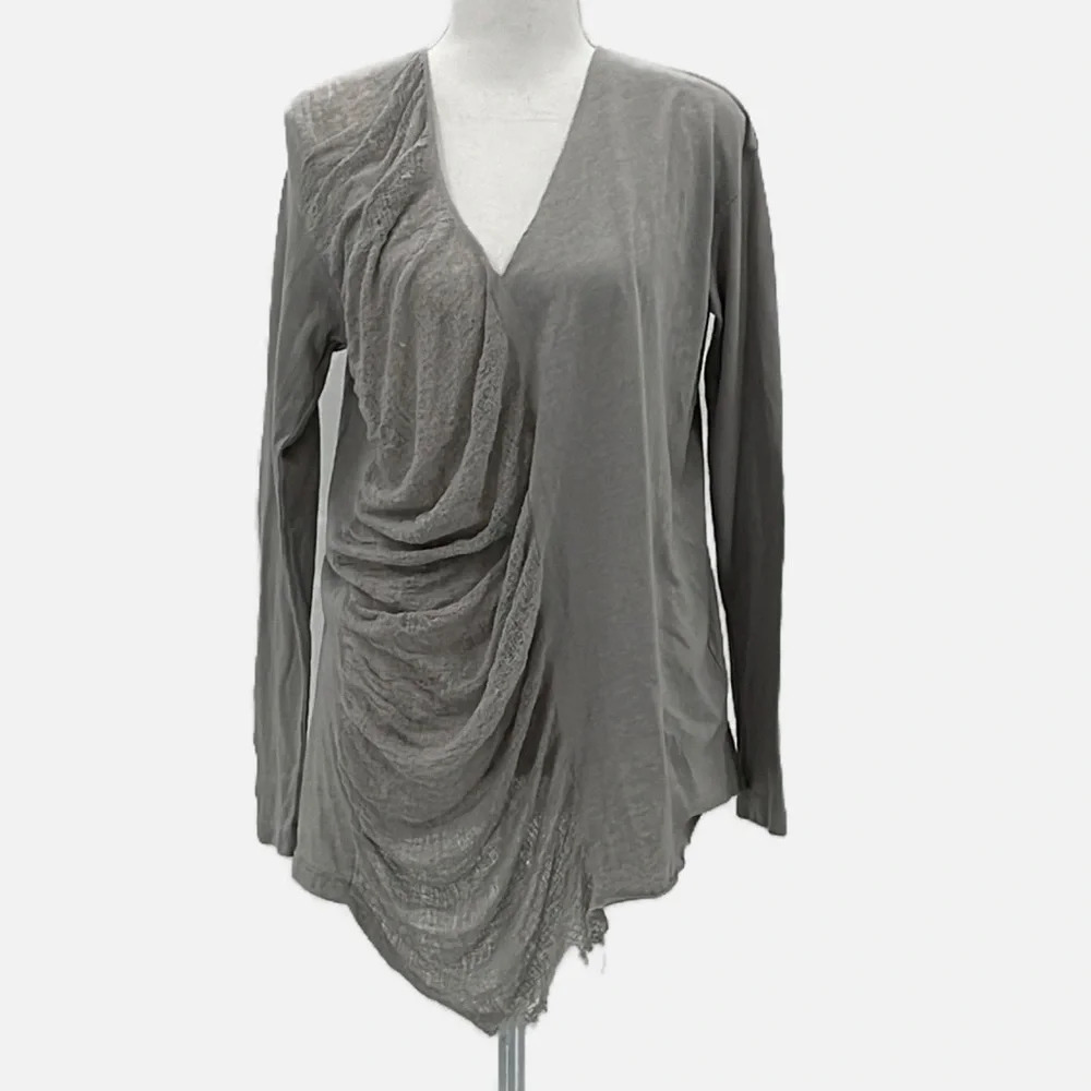 Raquel Allegra Basic V Neck Long Sleeve Tunic in Pearl Gray - Size 0